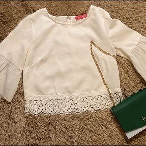 White Elegant Top 🌷